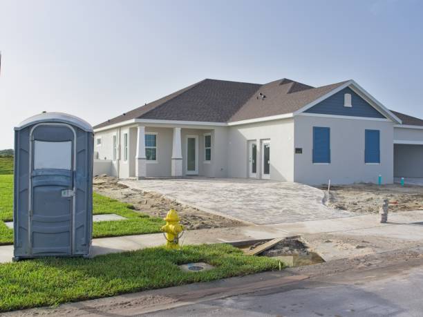 Best Portable restroom trailer rental  in Middletown, CA